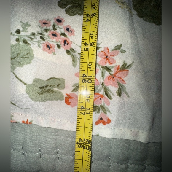 Sugarlips Floral Smocked midi+ Dress. Size large. EUC. - Picture 9 of 13